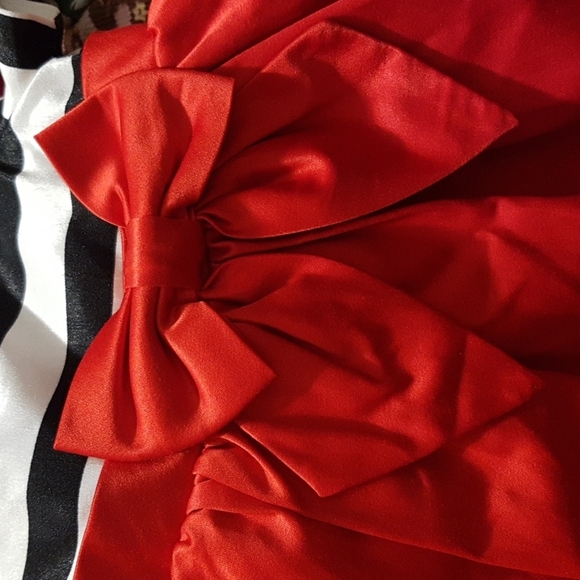 Gymboree girls size 4T Olivia line red party dress with striped top EUC - Picture 2 of 3